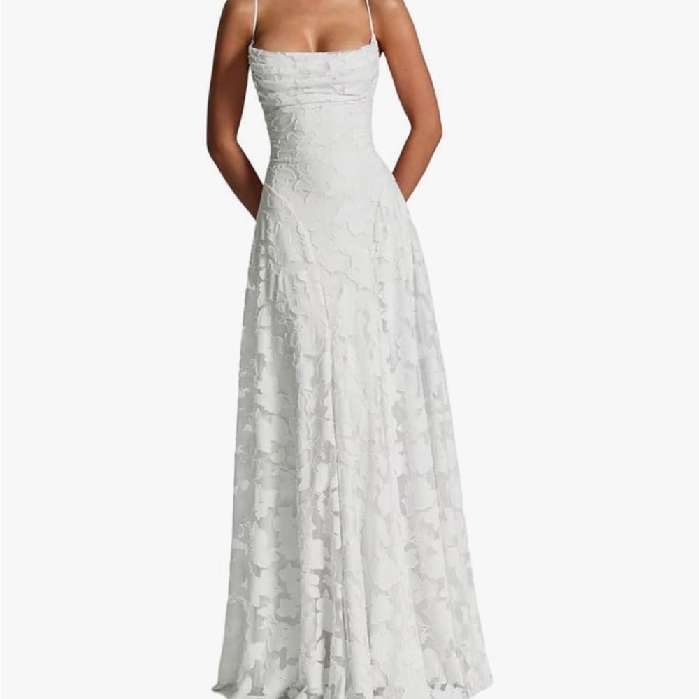 Chic Backless White Lace Dress
